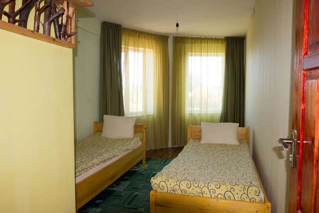 Отели типа «постель и завтрак» Riverside Karakol Каракол-14